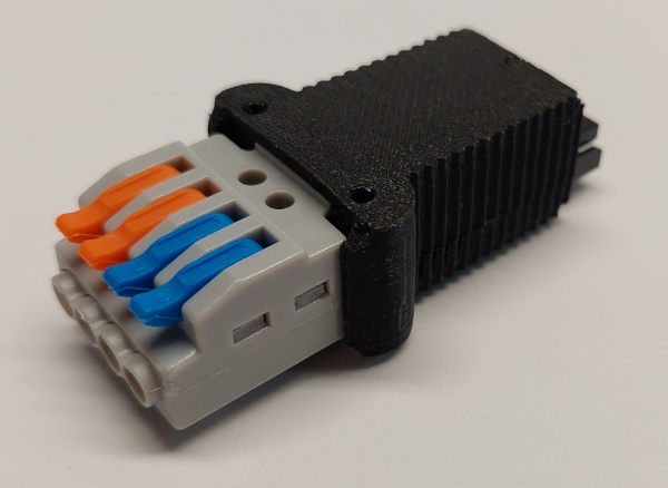 30-amp PowerPole to multi-pole lever-action connector with two positive and two negative connections
